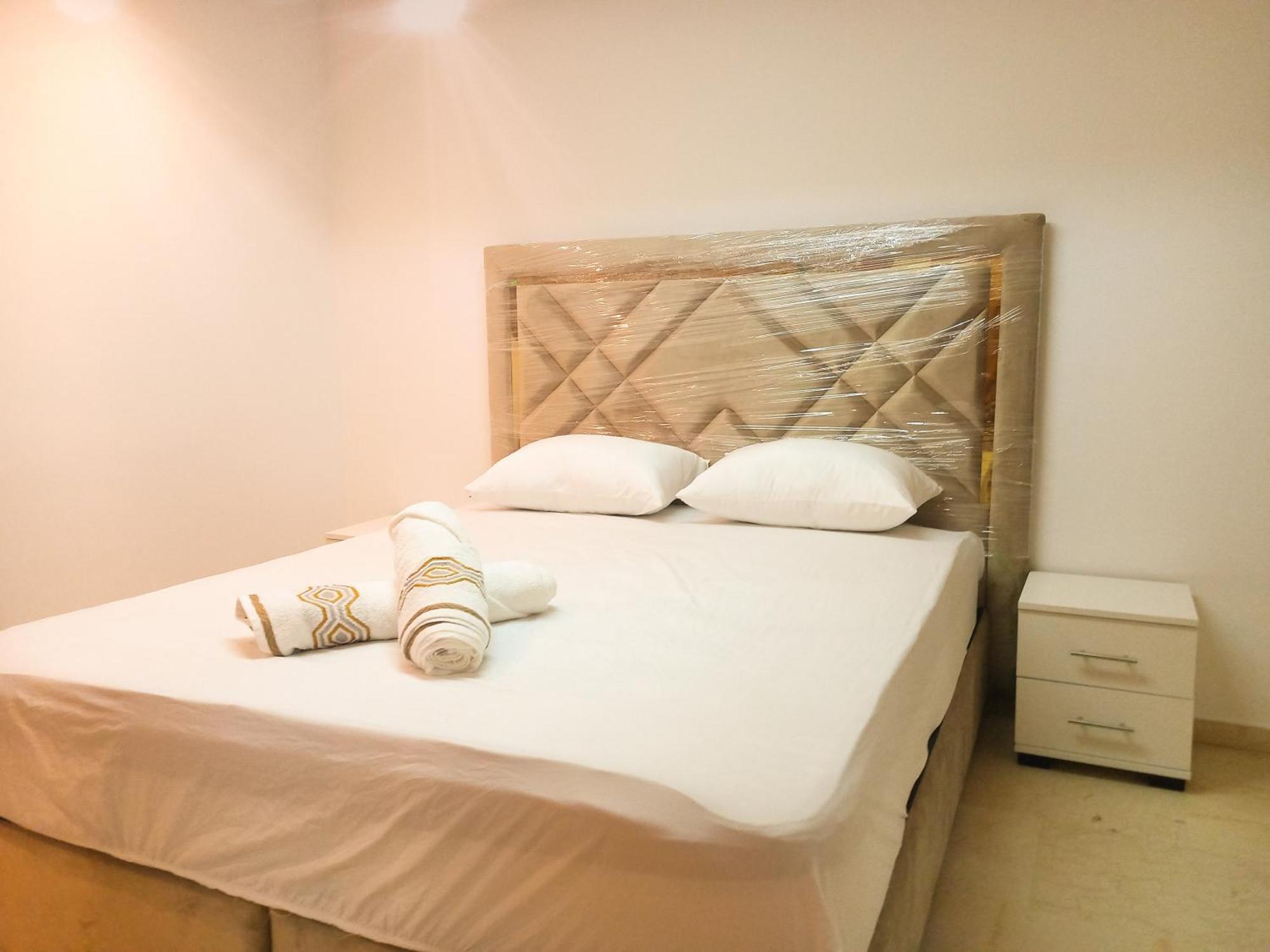 Appartement A Malabata En Face Centre Commercial Megarama & La Gare De Tgv M2 탕헤르 외부 사진